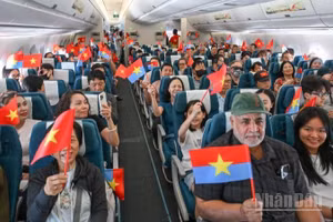 Vietnam Airlines tổ chức chuyến bay đặc biệt hướng tới kỷ niệm 51 năm Ngày Giải phóng miền nam (30/4/1975-30/4/2026).