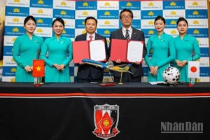 Vietnam Airlines và Câu lạc bộ Bóng đá Urawa Red Diamonds (Urawa Reds) chính thức ký thỏa thuận hợp tác giai đoạn 2026-2028.