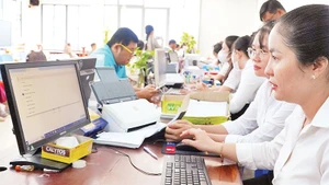 Vận hành thử nghiệm Trung tâm hành chính công phường Cao Lãnh mới (Đồng Tháp). (Ảnh HỮU NGHĨA)
