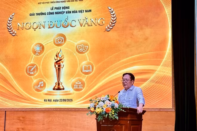 Nghệ sĩ Nhân dân Vương Duy Biên, Chủ tịch Hiệp hội Phát triển Công nghiệp Văn hóa Việt Nam.