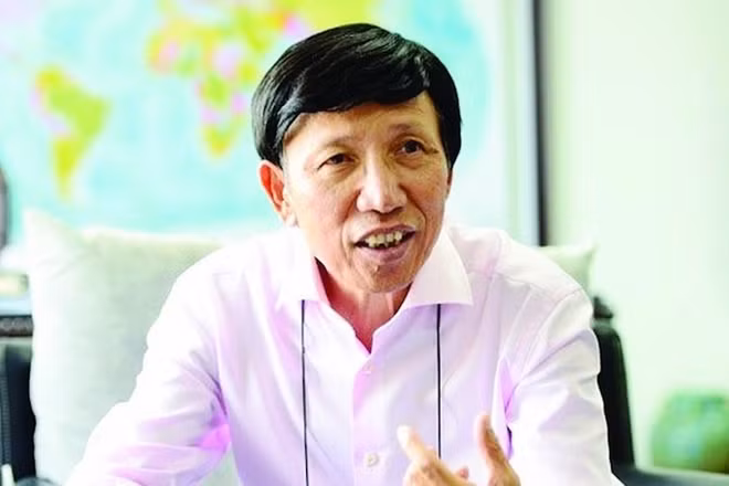 Tiến sĩ Phan Hữu Thắng.