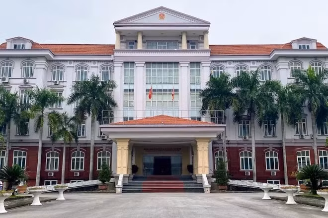 Ban Quản lý Khu kinh tế Nghi Sơn và các khu công nghiệp.