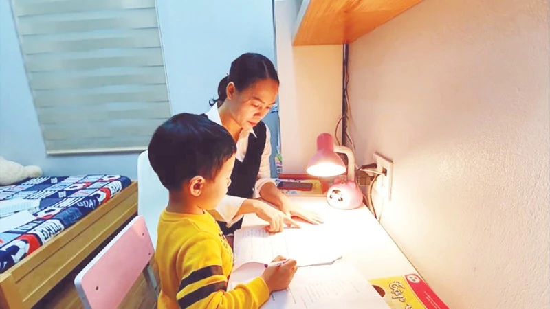 Thị trường tiền tiểu học bùng nổ: Áp lực học tập đẩy lùi về vạch xuất phát