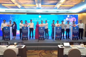 Nghi thức khởi động Chương trình IPv6 Only.