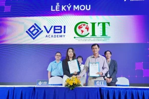 Ký kết hợp tác giữa VBI Academy và Trung tâm Tư vấn ứng dụng kinh tế (Viện Nghiên cứu Phát triển Thành phố Hồ Chí Minh)