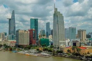 Thành phố Hồ Chí Minh hướng đến trở thành trung tâm kinh tế hàng đầu khu vực. (Ảnh HOÀNG TRIỀU)