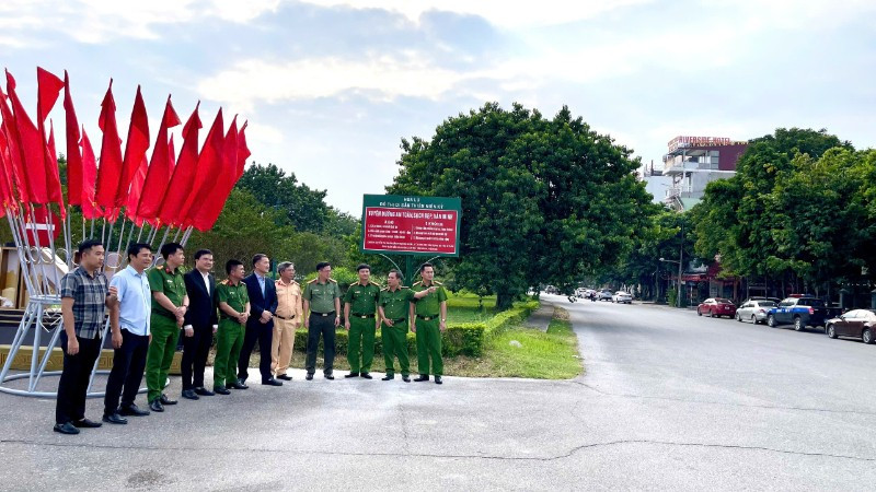 Việc xây dựng mô hình “Tuyến đường an toàn, sạch đẹp, văn minh” tại đường Tràng An góp phần xây dựng phường Hoa Lư trở thành đô thị văn minh, hiện đại, thân thiện, là điểm sáng về du lịch bền vững. 