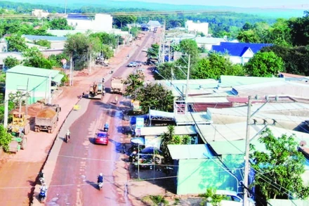 Mặt bằng đầu tuyến ĐT 753 vẫn chưa được giải phóng ảnh hưởng công tác di dời đường điện chạy cặp tuyến.