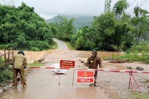 Lực lượng chức năng xã Mường Động, Phú Thọ chủ động các biện pháp phòng chống mưa bão.