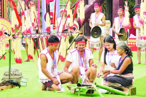 Đồng bào dân tộc Ha Lăng phục dựng lễ Pơ Jrao.