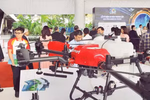 Trưng bày các sản phẩm công nghệ cao tại Khu Công nghệ cao Thành phố Hồ Chí Minh.