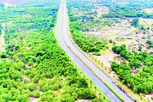 Dự án Đầu tư xây dựng và kinh doanh kết cấu hạ tầng Phân khu B-Khu công nghiệp Nam Thăng Bình có vị trí thuận lợi cho sự phát triển các ngành công nghiệp.