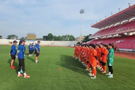 Đội tuyển bóng đá nữ Việt Nam tập luyện chuẩn bị cho AFF Cup 2025.