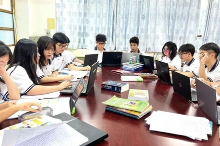 Lớp học thảo luận tại Trường trung học phổ thông Trí Đức. (Ảnh: THU TRANG)