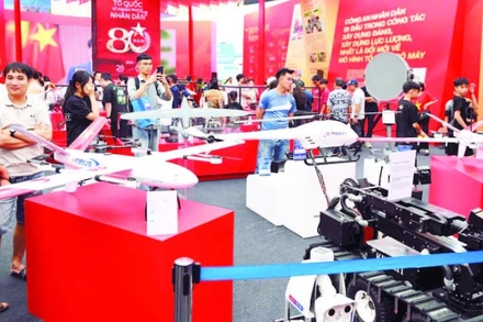 Các sản phẩm công nghệ được trưng bày tại Triển lãm thành tựu đất nước “80 năm hành trình Độc lập-Tự do-Hạnh phúc”. (Ảnh: THẾ ĐẠI)
