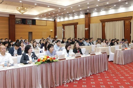 Các đại biểu tham dự Hội nghị.