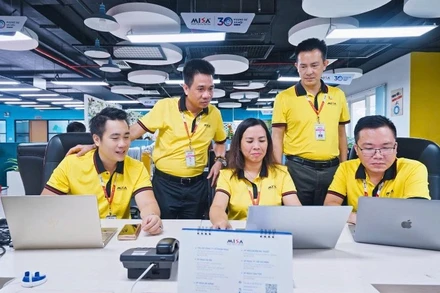 Người lao động tại Công ty cổ phần MISA mỗi năm được tham gia các khóa đào tạo về kỹ năng làm việc và quản lý trong môi trường số.