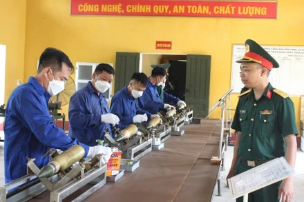 Sửa chữa, bảo dưỡng đạn pháo cao xạ 57mm tại Phân kho 54, Kho K22 Cục Hậu cần - Kỹ thuật Quân khu 3