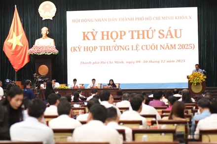 Quang cảnh kỳ họp.