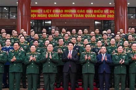 Chủ tịch nước Lương Cường và các đại biểu dự hội nghị. (Ảnh: THỦY NGUYÊN)