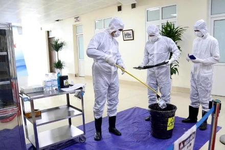 Diễn tập quy trình xử lý an toàn.