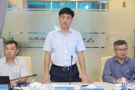 Phó Chủ tịch Ủy ban nhân dân tỉnh Quảng Ngãi Đỗ Tâm Hiển phát biểu tại buổi làm việc.