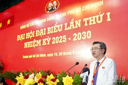 Đồng chí Nguyễn Thanh Nghị, Ủy viên Trung ương Đảng, Phó Bí thư Thường trực Thành ủy Thành phố Hồ Chí Minh phát biểu chỉ đạo tại đại hội. (Ảnh: Vương Lê)