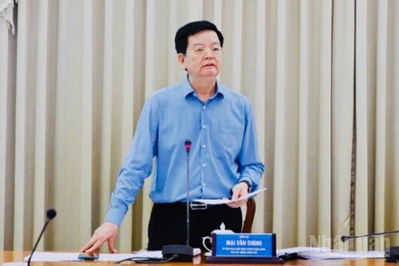 Phó Thủ tướng Chính phủ Mai Văn Chính phát biểu tại buổi làm việc.