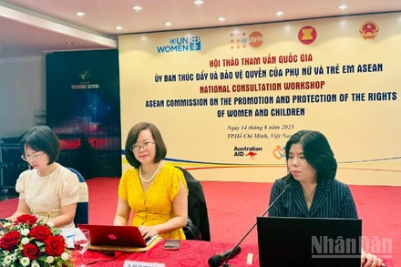 Hội thảo tham vấn quốc gia Ủy ban Thúc đẩy và bảo vệ quyền của phụ nữ và trẻ em ASEAN là hoạt động hàng năm nhằm chia sẻ việc triển khai kế hoạch công tác của Ủy ban ở cấp khu vực và quốc gia. (Ảnh: VƯƠNG LÊ)