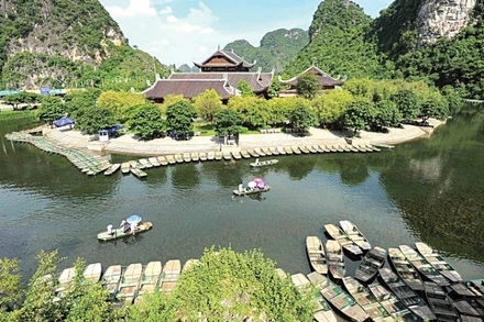 Phong cảnh Tràng An (Ninh Bình).