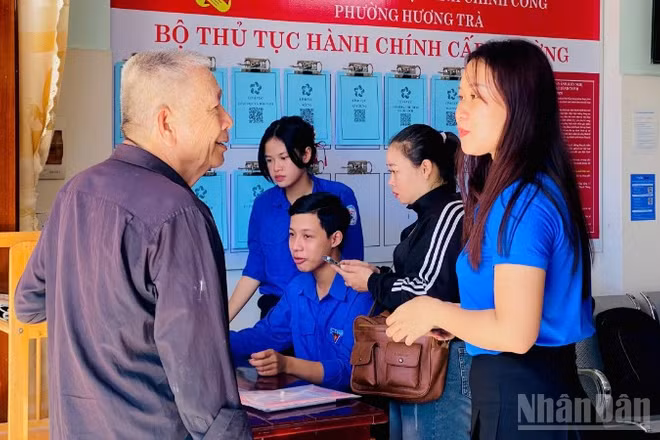 Phường Hương Trà triển khai chiến dịch 30 ngày thu thập, tạo lập, chuẩn hóa dữ liệu trong tương tác công dân số.