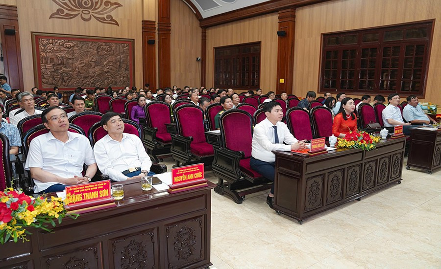 Các đại biểu dự Hội nghị. 3aa.jpg