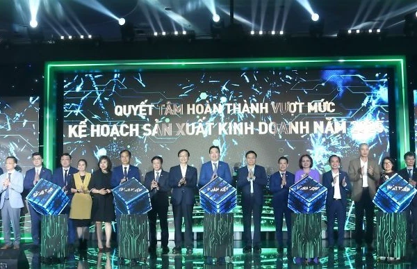 Tập thể lãnh đạo PV GAS quyết tâm hoàn thành vượt mức kế hoạch sản xuất, kinh doanh.