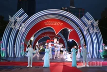 Thành phố Hồ Chí Minh khai mạc chuỗi hoạt động kỷ niệm 327 năm hình thành và phát triển.
