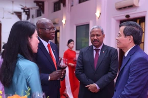 Đồng chí Đoàn Minh Huấn, Ủy viên Bộ Chính trị, Giám đốc Học viện Chính trị quốc gia Hồ Chí Minh tại buổi gặp mặt. 