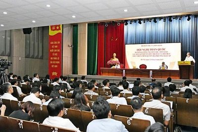 Toàn cảnh Hội nghị đánh giá công tác dân tộc, tôn giáo sau khi sắp xếp tổ chức bộ máy và tổ chức thực hiện chính quyền địa phương hai cấp,