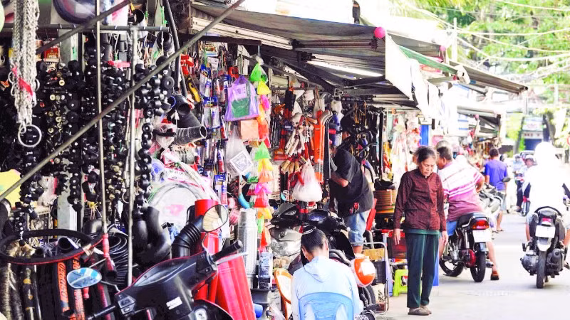 Một góc chợ sắt An Lạc.