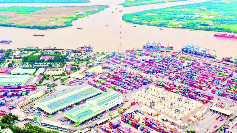 Thu từ hoạt động xuất-nhập khẩu qua các cảng biển là một nguồn thu ngân sách nhà nước quan trọng của thành phố. (Ảnh CTV)