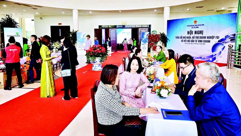 Phiên kết nối giữa doanh nghiệp FDI và 19 doanh nghiệp công nghiệp hỗ trợ do Sở Tài chính thành phố Hải Phòng tổ chức cuối năm 2025.