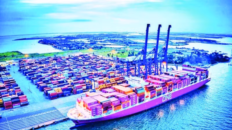 Hải Phòng đang từng bước xây dựng nền tảng để tạo đột phá, trở thành trọng điểm phát triển khoa học, công nghệ biển, khẳng định vị thế trung tâm kinh tế biển hàng đầu của cả nước (Ảnh ĐỨC NGHĨA)