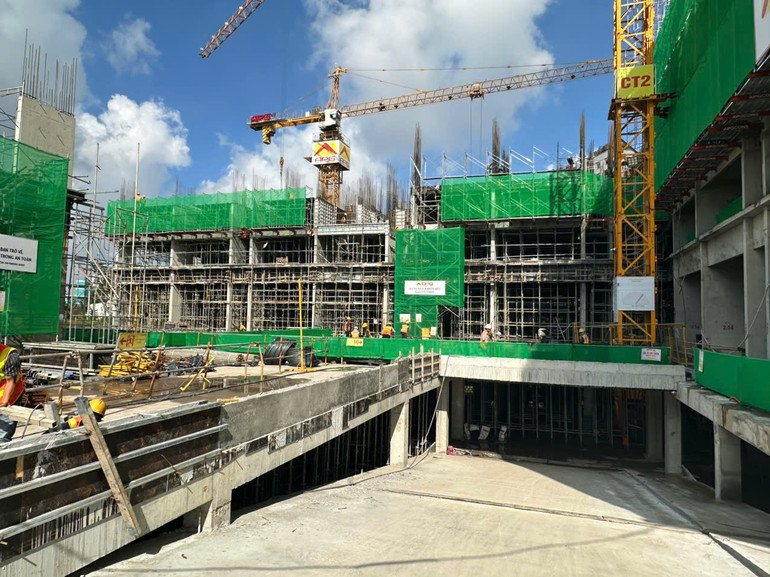 Dự án 20/2 Nguyễn Văn Quá (phường Đông Hưng Thuận) do Công ty cổ phần đầu tư Phú Cường làm chủ đầu tư đang được triển khai thi công. z7089909244530-f108e680db9bad7fd5764f2dd1bee6ec.jpg
