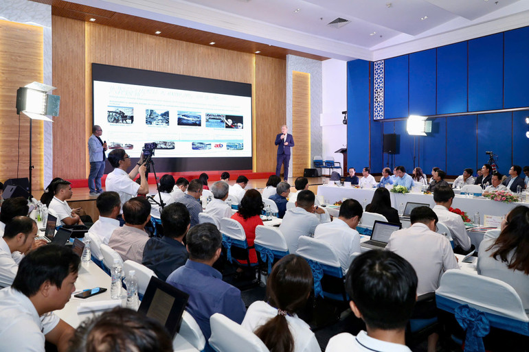 Toàn cảnh hội thảo. (Ảnh: HOÀNG TRIỀU) z7140106502621-81a736ffd80c2562df8f899fc1202a14.jpg