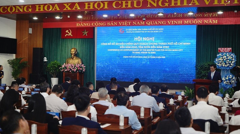 Toàn cảnh hội nghị công bố. (Ảnh: THẾ ANH) dsc00290.jpg