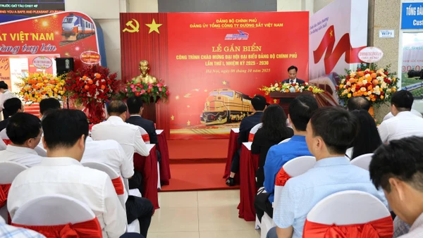 Lễ gắn biển Công trình chào mừng Đại hội đại biểu Đảng bộ Chính phủ lần thứ I, nhiệm kỳ 2025 – 2030. 