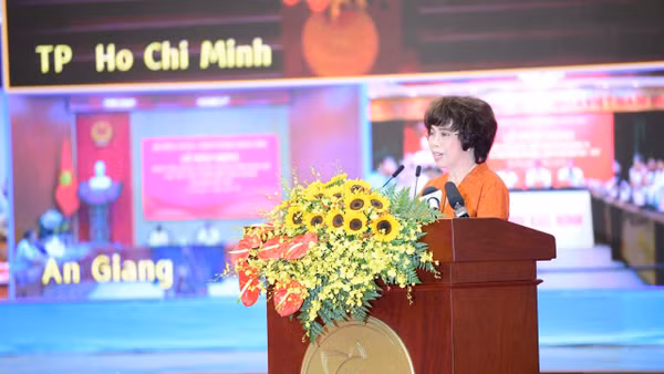 Anh hùng Lao động Thái Hương, Nhà sáng lập Tập đoàn TH phát biểu tại Lễ phát động.