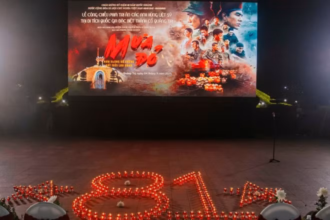Phim "Mưa đỏ" được chiếu tại Thành cổ Quảng Trị.