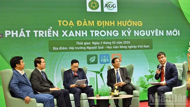 Tọa đàm “Định hướng phát triển xanh trong kỷ nguyên mới” chiều 3/2.