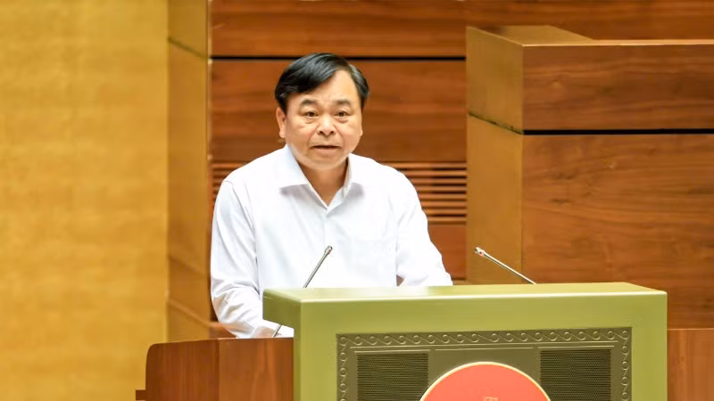 Thứ trưởng Nông nghiệp và Môi trường Nguyễn Hoàng Hiệp cho biết đến nay bộ này đã cơ bản hoàn thành việc rà soát, hoàn thiện hệ thống văn bản quy phạm pháp luật phục vụ mô hình mới. (Ảnh: KHƯƠNG TRUNG)