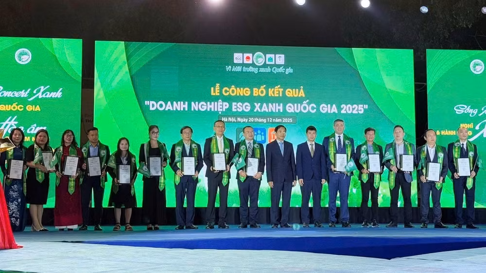 Lễ công bố doanh nghiệp ESG xanh quốc gia năm 2025. (Ảnh: Ban Tổ chức cung cấp)