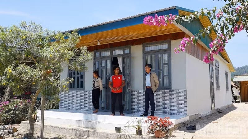 Căn nhà mới của gia đình người đồng bào dân tộc thiểu số tại Lâm Đồng được hỗ trợ xây dựng.
